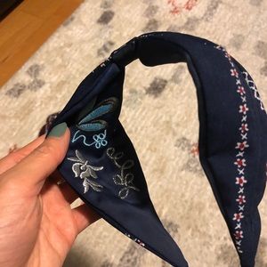 Scünci by Sincerely Jules